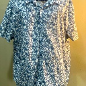 Men’s Guess Floral Button Down Short Sleeve Shirt